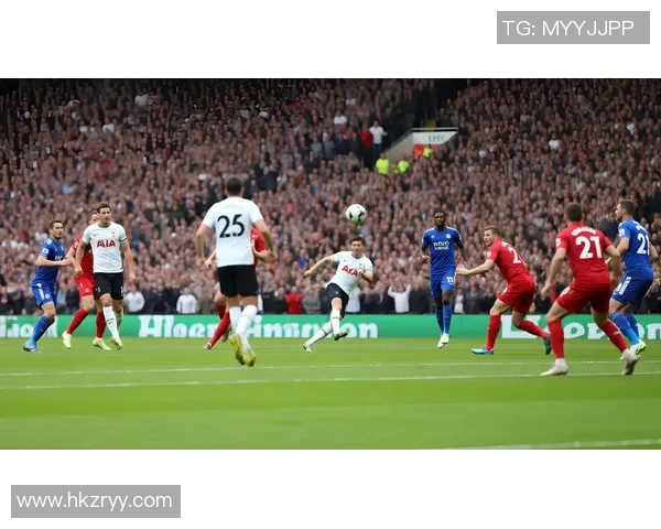 当足球巨星逆转命运瞬间激情与荣耀在绿茵场全面绽放